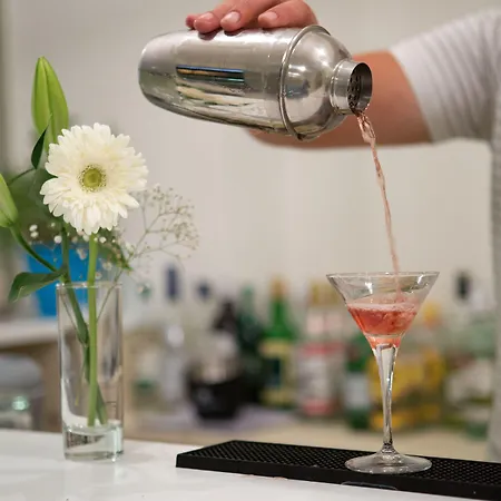 Отель Grand Theoni Boutique &