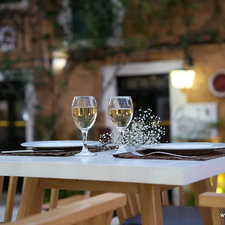 Grand Theoni Boutique & Василики