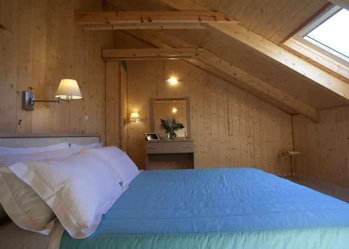 Grand Theoni Boutique & 4*