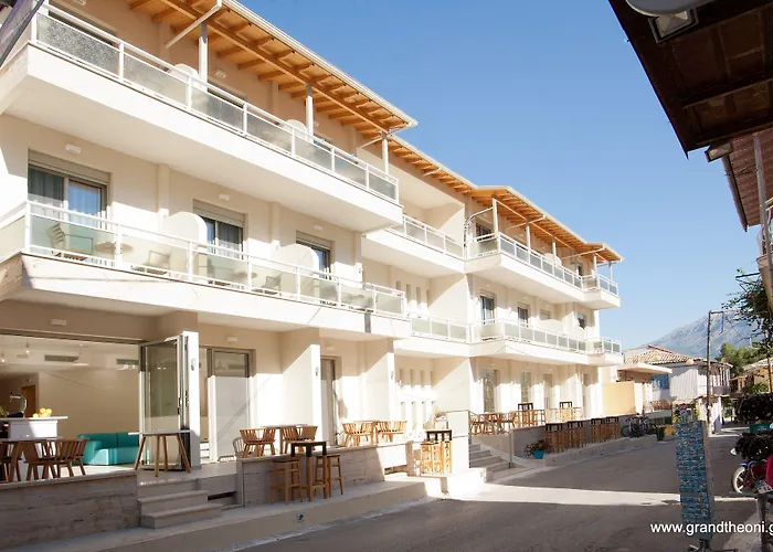 Grand Theoni Boutique & Hotel