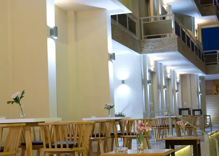 Hotel Grand Theoni Boutique & 4*