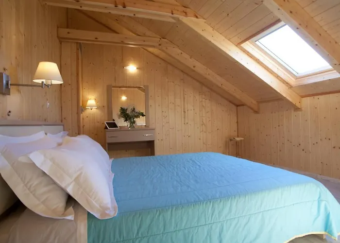 Grand Theoni Boutique & Hotel 4*