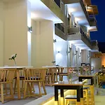 Grand Theoni Boutique & 4*