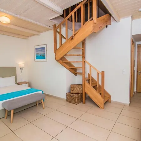 Grand Theoni Boutique & Ξενοδοχείο Βασιλική