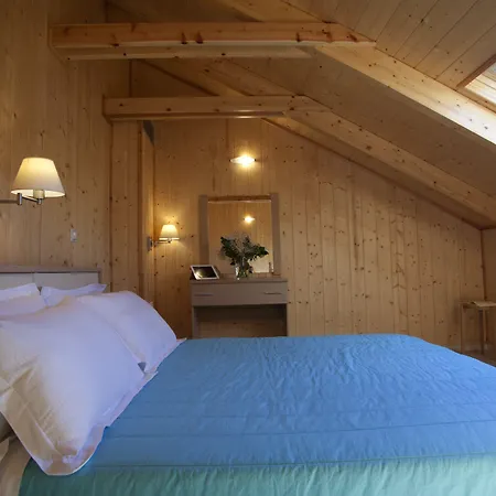 Grand Theoni Boutique & 4*