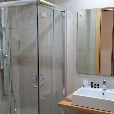 Grand Theoni Boutique & Otel 4*