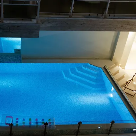 Grand Theoni Boutique & 4* Vasiliki