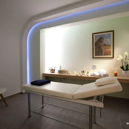 Hotel Grand Theoni Boutique &