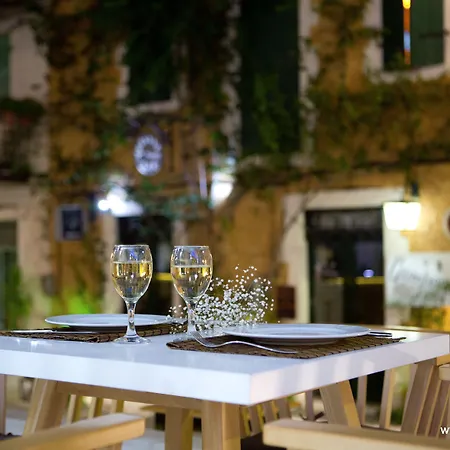 Ξενοδοχείο Grand Theoni Boutique & 4*