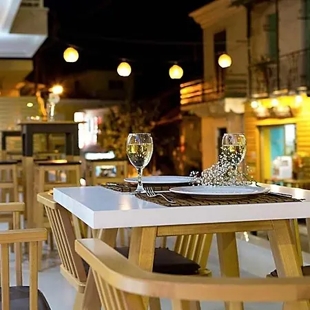 Grand Theoni Boutique & 4*