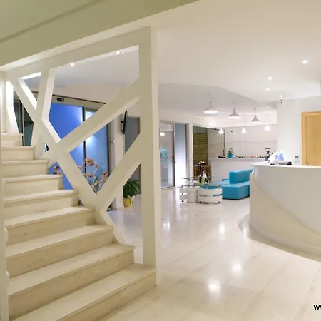 Grand Theoni Boutique & 4* Vasiliki