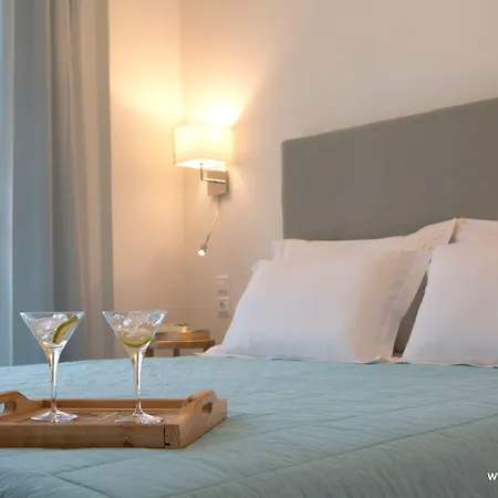 Hotel Grand Theoni Boutique & Vasiliki