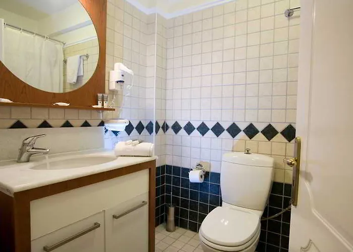 Grand Theoni Boutique & Vasiliki (Lefkada)