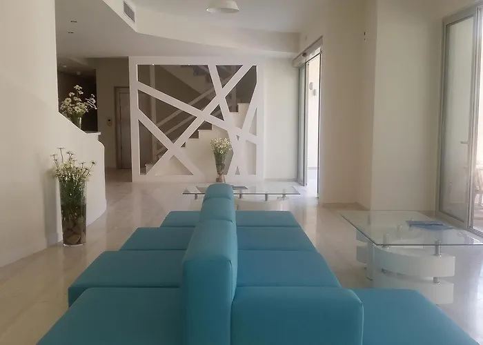 Grand Theoni Boutique & 4*