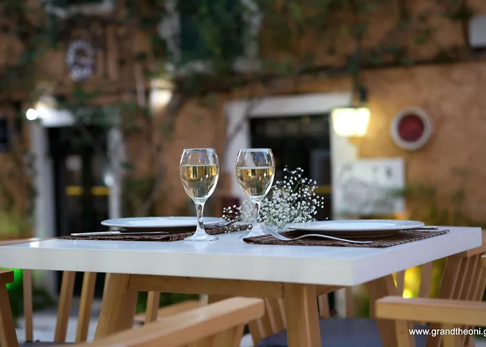 Grand Theoni Boutique & Vasiliki (Lefkada)